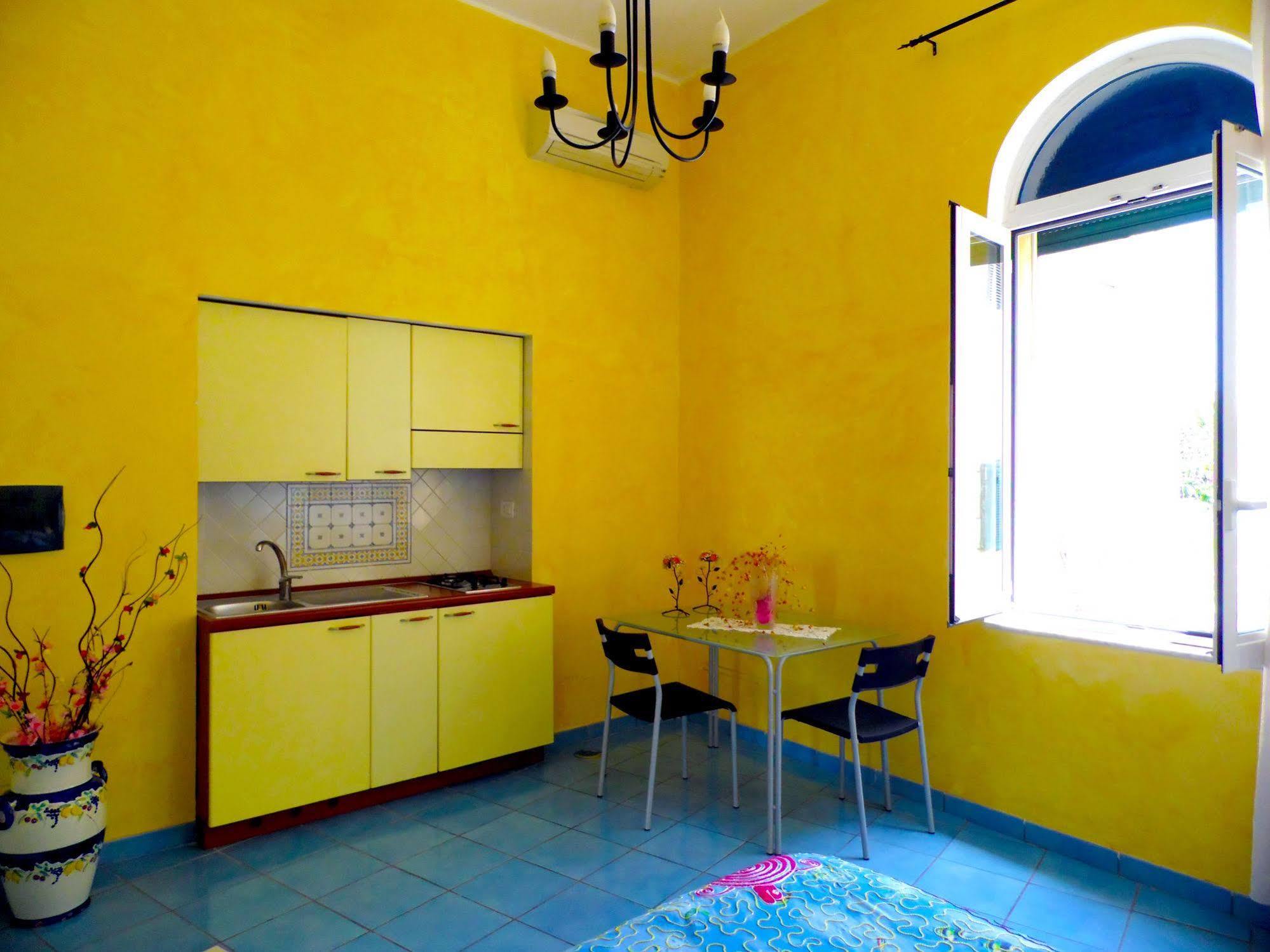 Dimora Carlo III Bed & Breakfast Vietri sul Mare Exterior photo