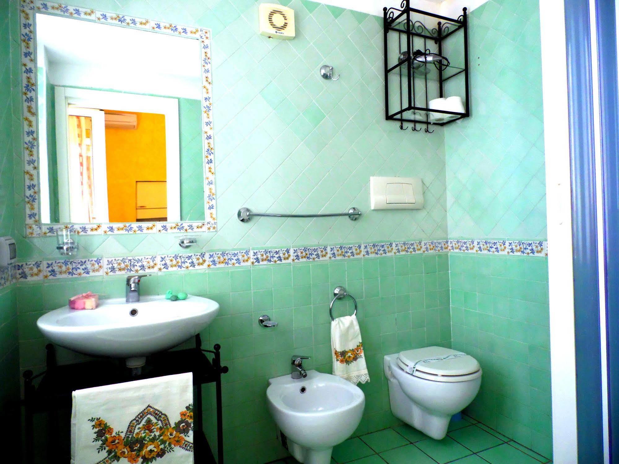 Dimora Carlo III Bed & Breakfast Vietri sul Mare Exterior photo